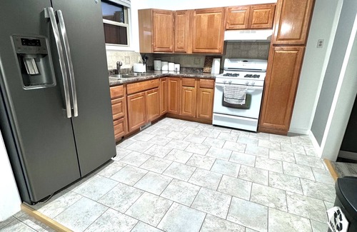 Sheridan Casa | Experience the charm of Sheridan with our cozy two 2-bedroom, one bath house!
