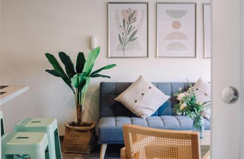 Barrio Italia Apartamento | Experience the Charm of Nunoa The Best Comfort