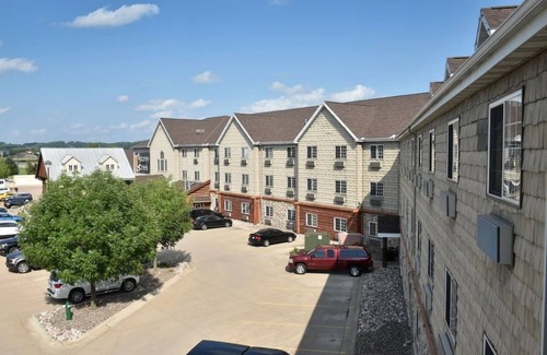 Onalaska Hotel | Experience the Great Outdoors: Stay Near Trails and Lakes | 2 Units