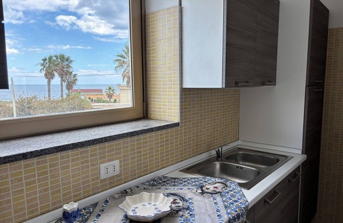 Fondo Morte Villa | Experience the sea from home: 30 meters of dream!