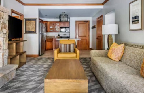 Peak 9 Complejo | Experience the Ultimate Family Mountain Escape at Valdoro Mountain Lodge- 2 Bd.