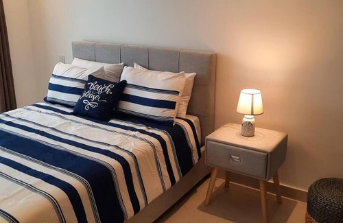 Jacó Apartamento | Experimente místico en este apartamento increíble con vista al lago