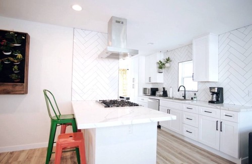 Bay Park Casa | Explore Beaches & Bike Paths from a Boutique Home