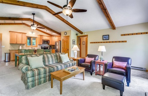 Timberline Casa | Explore Canaan Valley from Ski Hive!