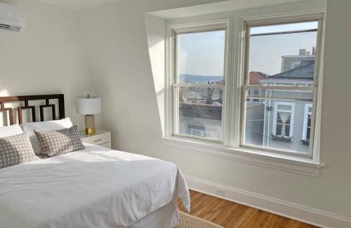 Mount Adams Casa | Explore Downtown and Mount Adams with River Views
