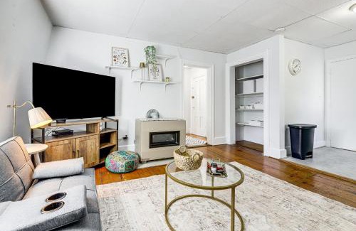 Worcester Apartamento | Explore Dtwn, Parks and Colleges Cozy Worcester Apt