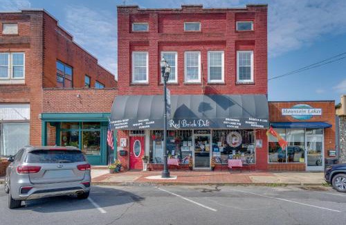 Murphy Apartamento | Explore Historic Dtwn! Walkable Loft in Murphy
