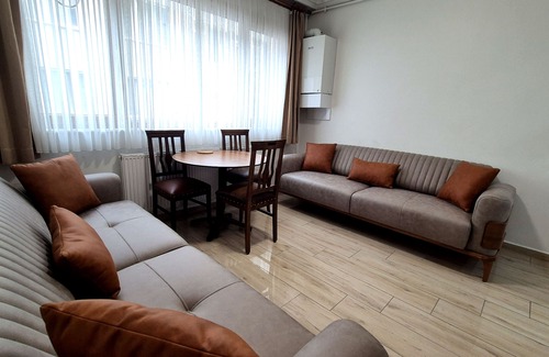 Gumussuyu Mahallesi Apartamento | Explore Istanbul Cihangir Flat near Public Transit