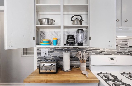 Olathe Casa | Great Home Base for Exploring KC 2BR Suburb
