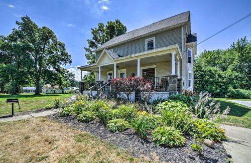 Geneva-on-the-Lake Apartamento | Explore Lake Erie and Strip From Quaint Apartment!