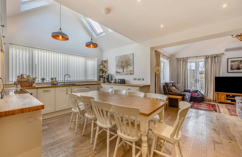 Shurdington Cabaña | Alojamiento de 5 habitaciones en Shurdington