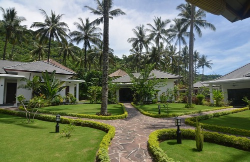Senggigi Villa | Explore Lombok From Your Villa for 2 or More