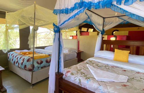 Ololaimutiek Cabina | Explore Nature Mara Lodge
