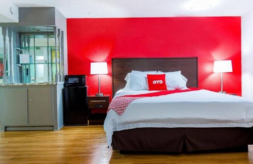 Moline Casa | Explore Plow City! Free Parking, Near Rock Island County Historical Society