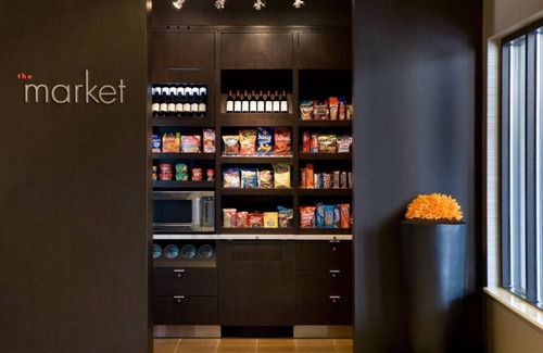 Newark Casa | Explore Silicon Valley from our room