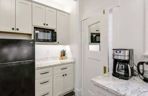 Mission District Apartamento | Explore the City from the Beautiful, Victorian, Liberty Hill