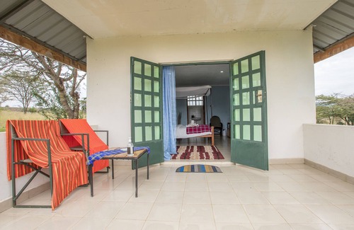 Aitong Casa | Explore the Masai Mara National Reserve