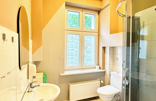 Poznan City Center Hotel | Explorer B&B Old Town Rooms & Apartment