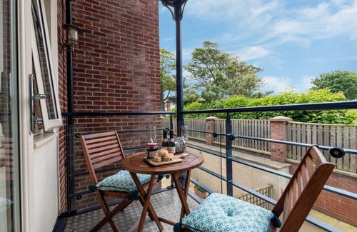Whitby Cabaña | Explorers Rest Apartment