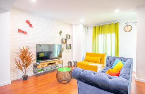 Almeria Centro Apartamento | Expoholidays-Apartamentos Almería Centro PARKING gratis