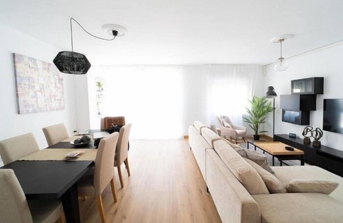 Almeria Centro Apartamento | Expoholidays - General Tamayo