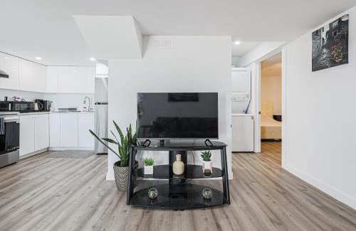 Bradford Apartamento | Exquisite 2-Bedroom Guest Suite with FREE Parking