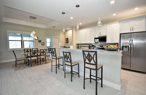 Pine Valley Casa | Exquisite 4 bedroom, 3 bathroom home, built in 2020, overlooking a canal in Rotonda West.