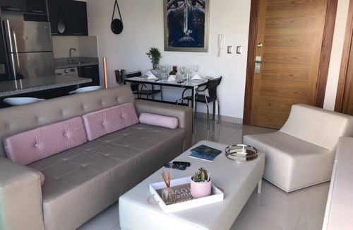 Evaristo Morales Apartamento | Exquisito Apto con espacio abierto en Piantini