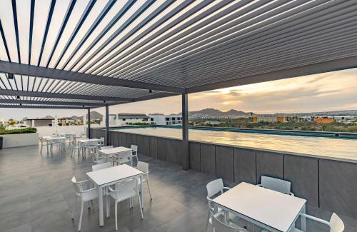 El Tezal Casa | Exquisite Beachside 2 BR Gym & Rooftop Pool