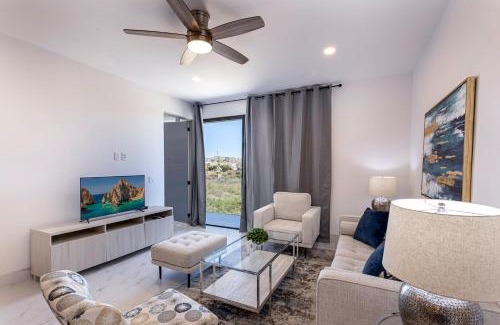 El Tezal Casa | Exquisite Beachside 2 BR Gym & Rooftop Pool
