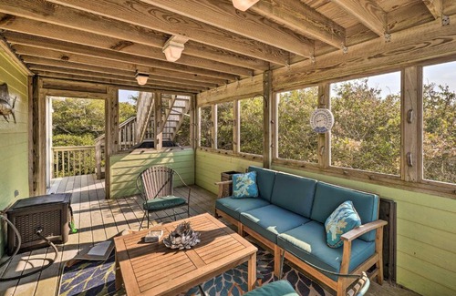 Buxton Apartamento | Exquisite Buxton Apt with 2 Decks and Water View!