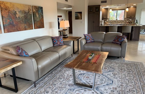 Sunrise Territory Estates Casa | Exquisite Catalina Foothills Home-Panoramic Mountain Views! Beautiful Setting!