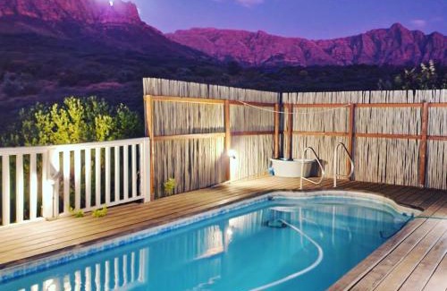 Wolseley Chalet De Esquí | Exquisite chalet on private nature reserve