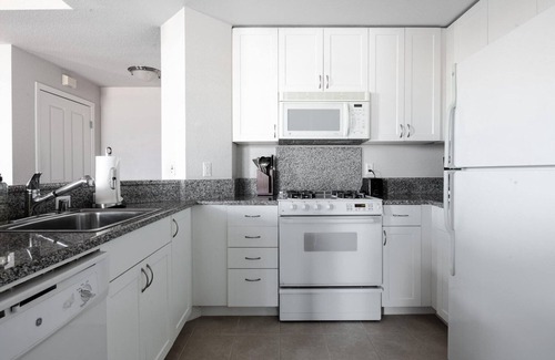 Cupertino Apartamento | Exquisite Cupertino 1BR w/ Balcony & Gym, nr Nightlife, by Blueground