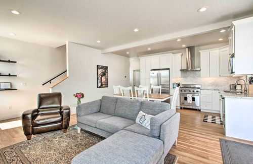 Philipsburg Casa | Exquisite Discovery Mtn Home w/ Sweeping Views!