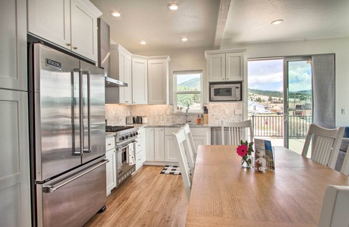 Philipsburg Casa | Exquisite Discovery Mtn Home w/ Sweeping Views!