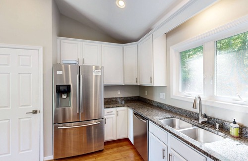 Bumpass Casa | Exquisite dog-friendly home with kayaks, pool table, hot tub, & washer/dryer