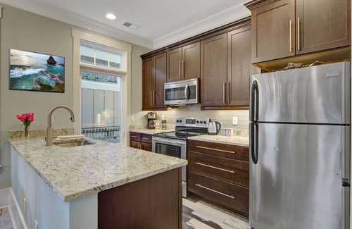 Mount Pleasant Casa | Exquisite escape with lake views, second-floor deck & sunroom - dog-friendly