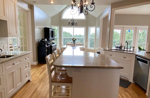 Albany Casa | Exquisito Estate Home en 10 acres en North Albany