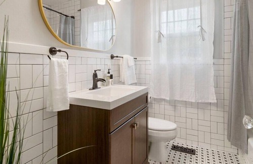 Turner Park Casa | Exquisite EXPO get AWAY-TU, Gathering Place etc.