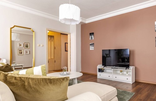 Gayrettepe Apartamento | Exquisite Flat Close to Zorlu in Besiktas