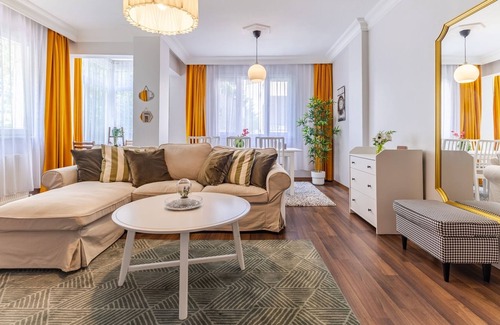 Gayrettepe Apartamento | Exquisite Flat Close to Zorlu in Besiktas