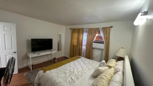 Des Plaines Casa | Exquisite Haven
