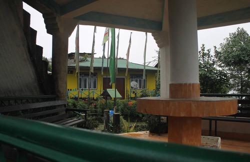 Geyzing Cabina | "exquisite Home Stay With Breathtaking Views of Khechuperi Lake in West Sikkim"