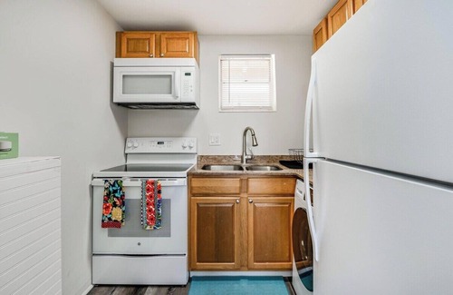 Palm Beach Apartamento | Exquisite Intracoastal Unit, Beach 5mins away!