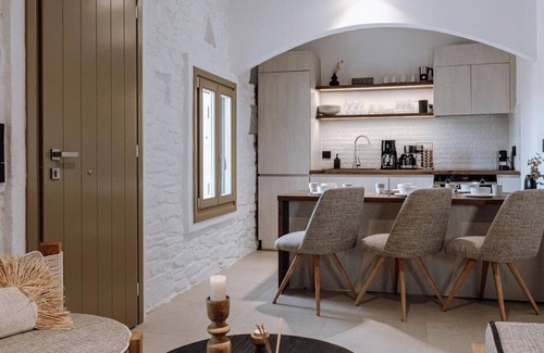 Kithnos Villa | Exquisite Kythnos Villa | Villa Lavander | 4 Bedrooms | Private Infinity Pool & Breathtaking Sea Views | BBQ | Close to Beach | Gaidouromantra
