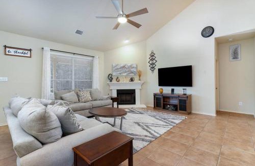 San Antonio Casa | Exquisite Luxury Home near Sea World, San Antonio