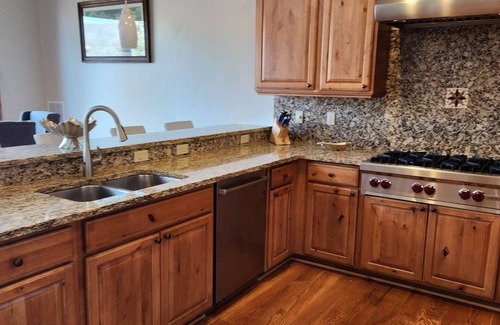 Edwards Casa | Exquisite mountain home minutes from Beaver Creek
