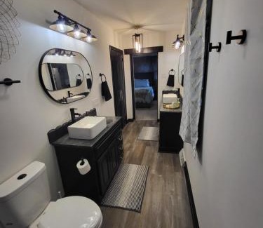 Kannapolis Casa | Exquisite, newly renovated large home near I-85