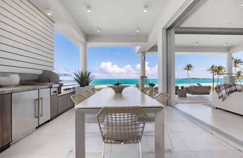 Herreras Condominio | Exquisite Ocean Drive Condo at the St. Regis Bahia Beach